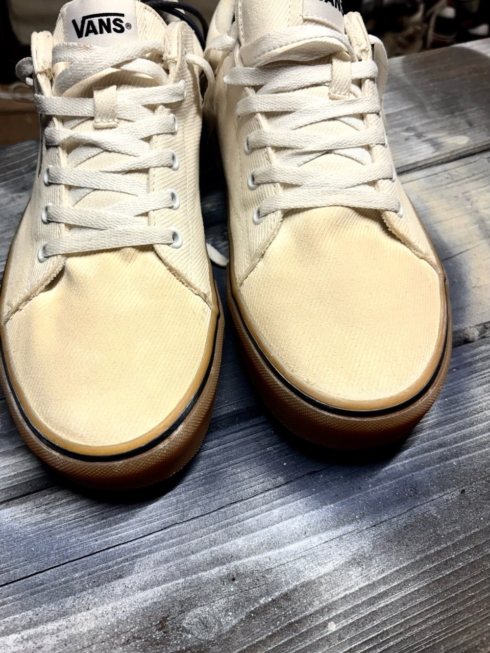 Vans Men’s Cream Canvas Low-Top Sneakers size 12